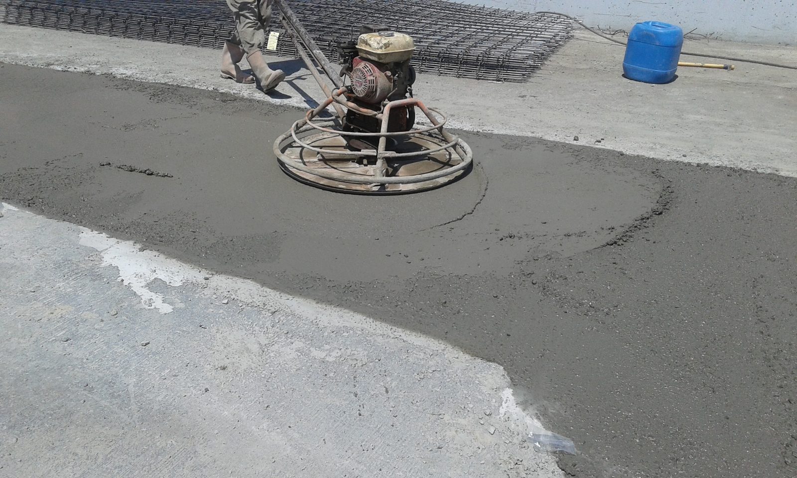 Helikopterli şap ve beton perdah